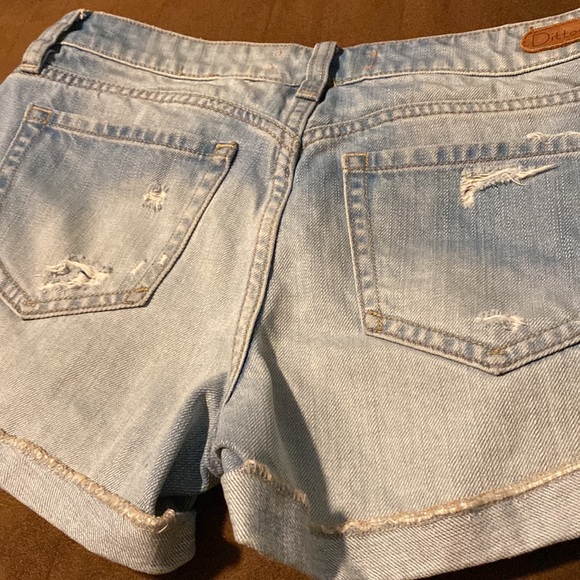 Dittos Short Mid Rise Shorts - Picture 6 of 7